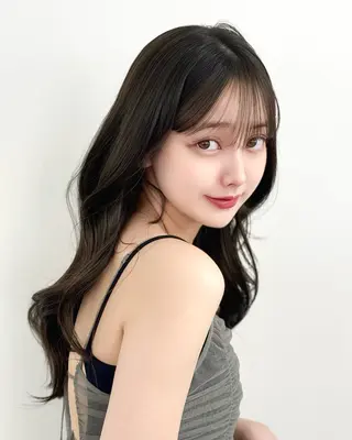 ロング 韓国ヘア　紗希 🦋のヘアスタイル