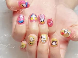 ネイル Queening 🦋のネイルデザイン