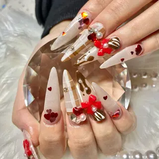 ネイル 爪屋所属・橋本 里香のネイルデザイン