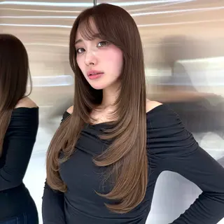 ロング カラー RIN🩶レイヤー /ハッシュカットのヘアスタイル