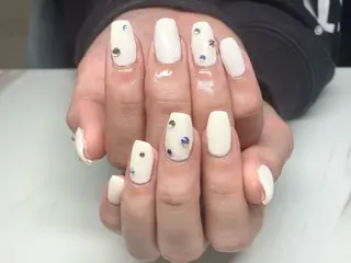 ネイル 都倉 愛のネイルデザイン