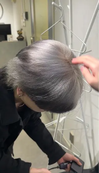 ショート カラー 【ニュアンスカラー】 ブリーチ/RENのヘアスタイル