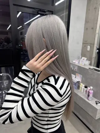 カラー 和木坂 日美のヘアスタイル