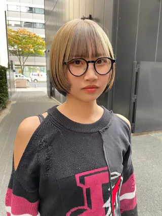 ミディアム カラー ショートボブ /綾華のヘアスタイル