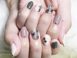 ネイル K. Harukaのネイルデザイン