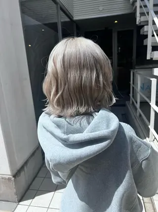 ミディアム カラー THESALONS所属・🤍ブリーチカラー /寄田龍樹🤍のヘアスタイル