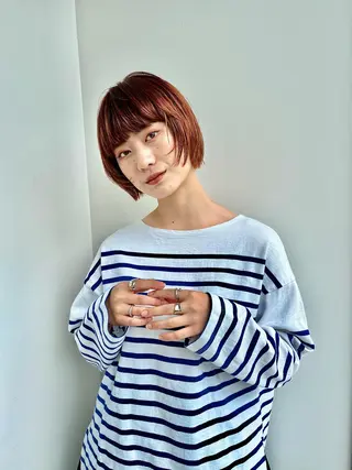 ショート あやめ【顔まわり/レ イヤー/柔らかカラ】のヘアスタイル