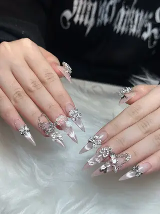 ネイル Julli NailStudioのネイルデザイン