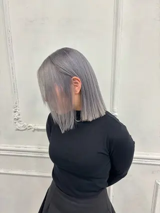 ミディアム 佐伯 鼓乃美のヘアスタイル