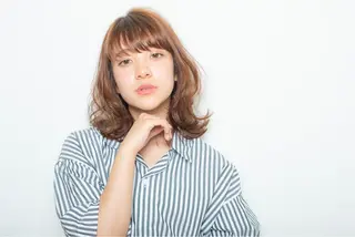 ミディアム カラー 村山 豪歩のヘアスタイル