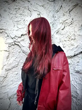 ロング デザインカラー⭐︎★ 🐆hyo🐆のヘアスタイル