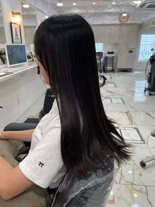 ロング 西野 蓮のヘアスタイル