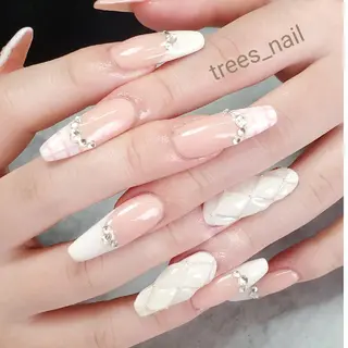 ネイル trees_ nailのネイルデザイン