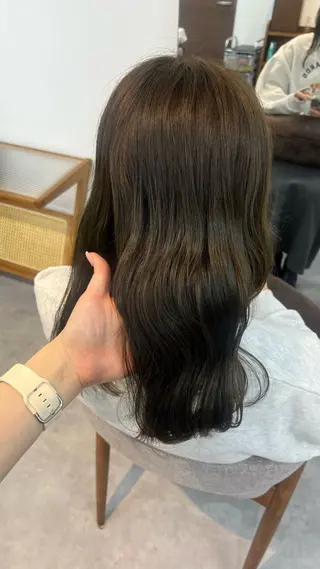 カラー ‎🫧透明感カラー/ 金沢駅 yui 🎀のヘアスタイル