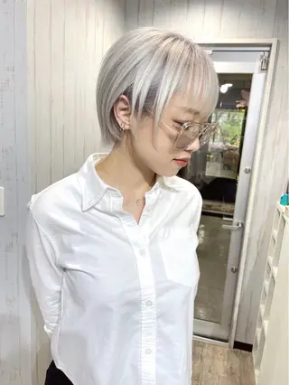 ショート カラー 深夜帯！説明文必読 Oahu iwataのヘアスタイル