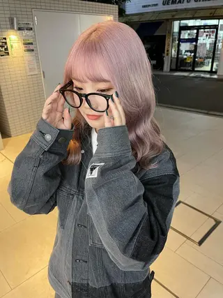 ミディアム 福山 晴香のヘアスタイル