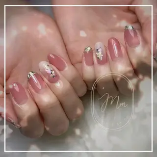ネイル 'mm所属・'mm  (ミリ) ＭＡＮＡＭＩのネイルデザイン