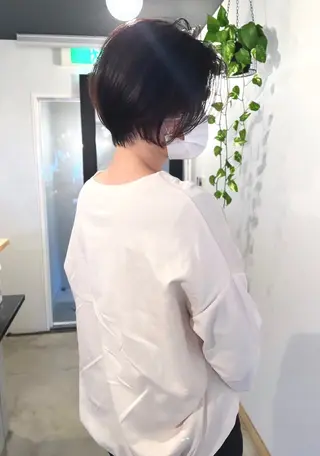 ショート カラー tocca hair & treatment 茨木所属・ノサカ ミワコのヘアスタイル