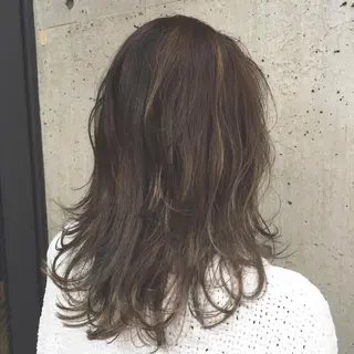 ショート ミディアム セミロング ロング カラー パーマ ヘアアレンジ メンズ キッズ ネイル マツエク・マツパ 韓国風×透明感カラー 髪質改善オタベシンヤのヘアスタイル