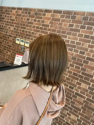 ミディアム カラー KAITOH ATSUSHIのヘアスタイル
