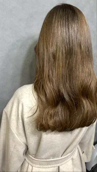 ロング カラー chouette/ 根本優希のヘアスタイル