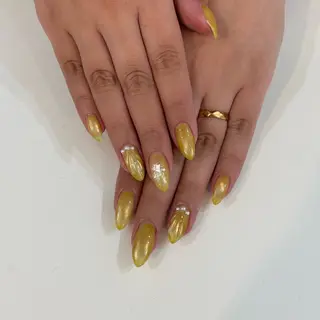 ネイル studio Roze所属・studio Rozé maiのネイルデザイン