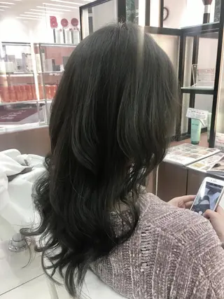 カラー N° jillva ♦️川端裕司♦️のヘアスタイル