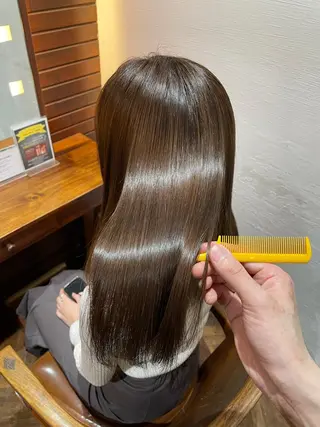 ミディアム stylist YUTOのヘアスタイル