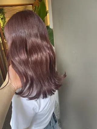 セミロング カラー TIGRE kamitoriのヘアスタイル