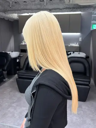 ロング カラー 名古屋／デザイン／ ブリーチ/松井亮磨のヘアスタイル