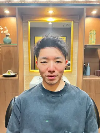 ショート ヒロ銀座バーバーショップ丸の内所属・秋山 琳太のヘアスタイル