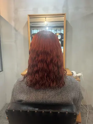 セミロング 栗本 陽香/顔周りレ イヤー/透明感カラーのヘアスタイル