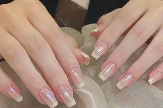 ネイル 高木 維麗絲のネイルデザイン