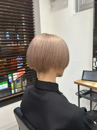 ショート カラー ENA💗NEXT /ハイトーンエクステのヘアスタイル