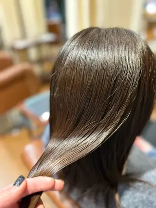 カラー Lien所属・木林 真也のヘアスタイル
