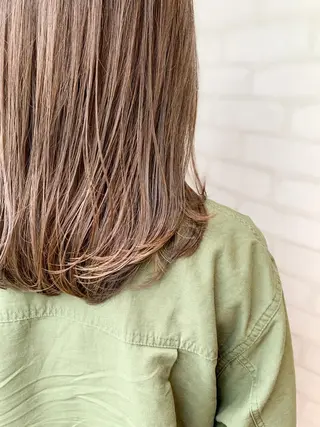 ミディアム カラー Zina福岡天神🪞 髪質改善🪞レイヤーのヘアスタイル