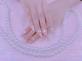 ネイル はぴねす所属・横浜 美夢のネイルデザイン