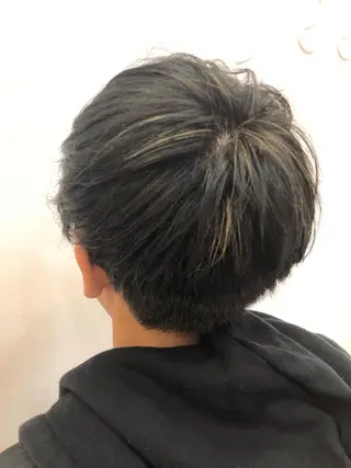 ショート カラー メンズ kawabe maikoのヘアスタイル