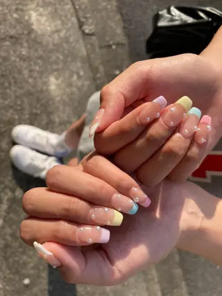 セミロング ネイル ✴︎ Delightのネイルデザイン