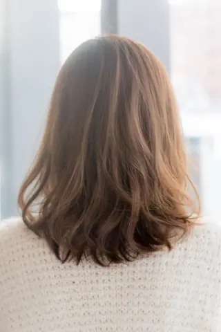 セミロング 白金台カラーリスト あきよしのヘアスタイル