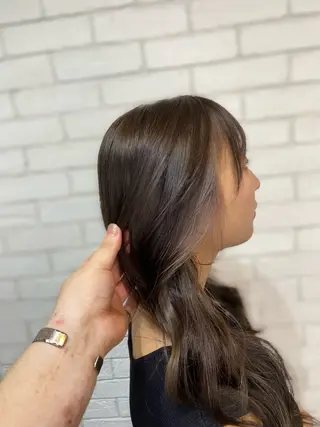 セミロング カラー ヨシダ フミノリのヘアスタイル