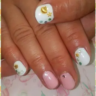 ネイル 田代 夏子のネイルデザイン