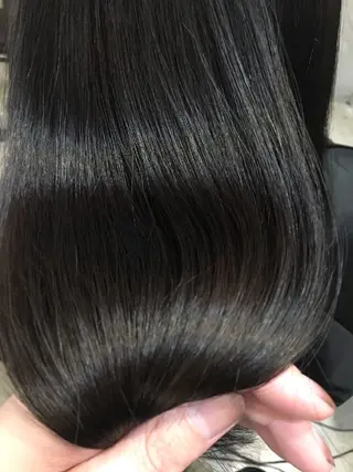 セミロング roots hair design 【ルーツヘアデザイン】所属・【艶髪 縮毛矯正】 松原 勇気のヘアスタイル