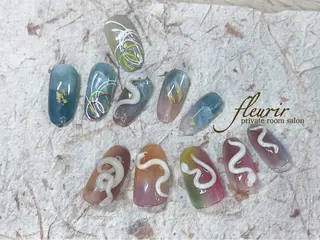 ネイル フルリール 【プライベートサロンのネイルデザイン