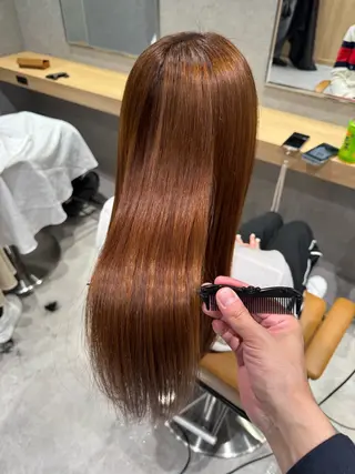 ロング 須賀 一美のヘアスタイル