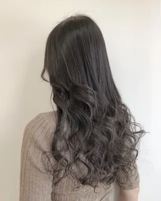 ロング カラー eclair.髪質改善&トリートメント所属・【艶髪、透明感】西村 有司のヘアスタイル