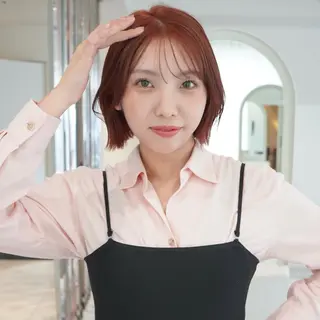 カラー 飯田 優花/カットモデルのヘアスタイル