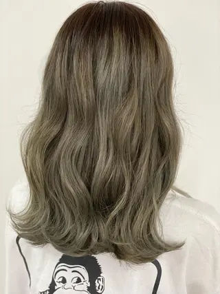 ミディアム 🌿佐山 絵梨佳🌿 Recharme新保のヘアスタイル