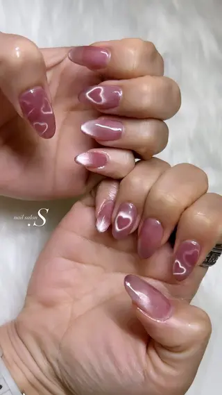 ネイル 関山 志乃のネイルデザイン