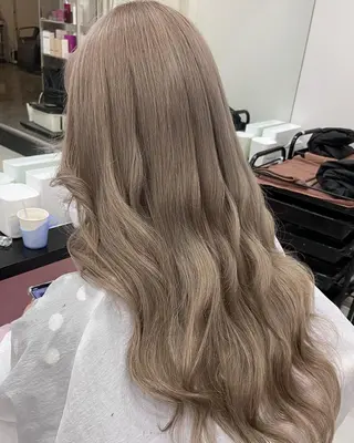 カラー 💎馴染むエクステ ×カラーTOMO💎のヘアスタイル